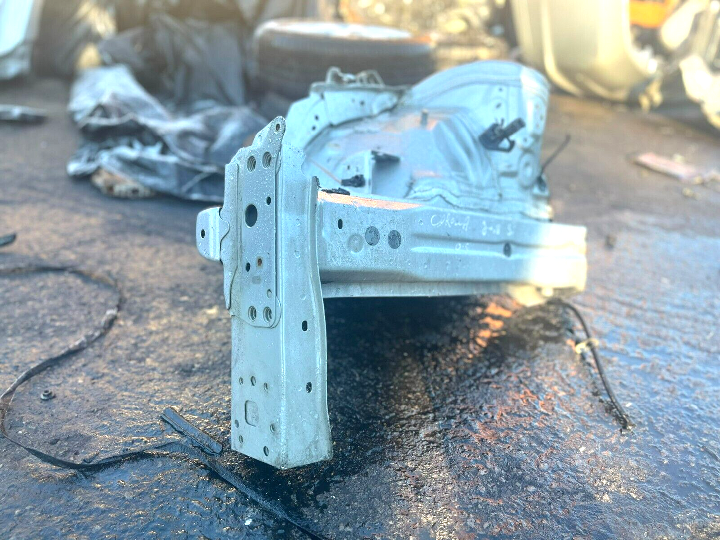 TOYOTA COROLLA MK12 2019-2024 GENUINE DRIVER SIDE CHASSIS LEG 1J6 SILVER
