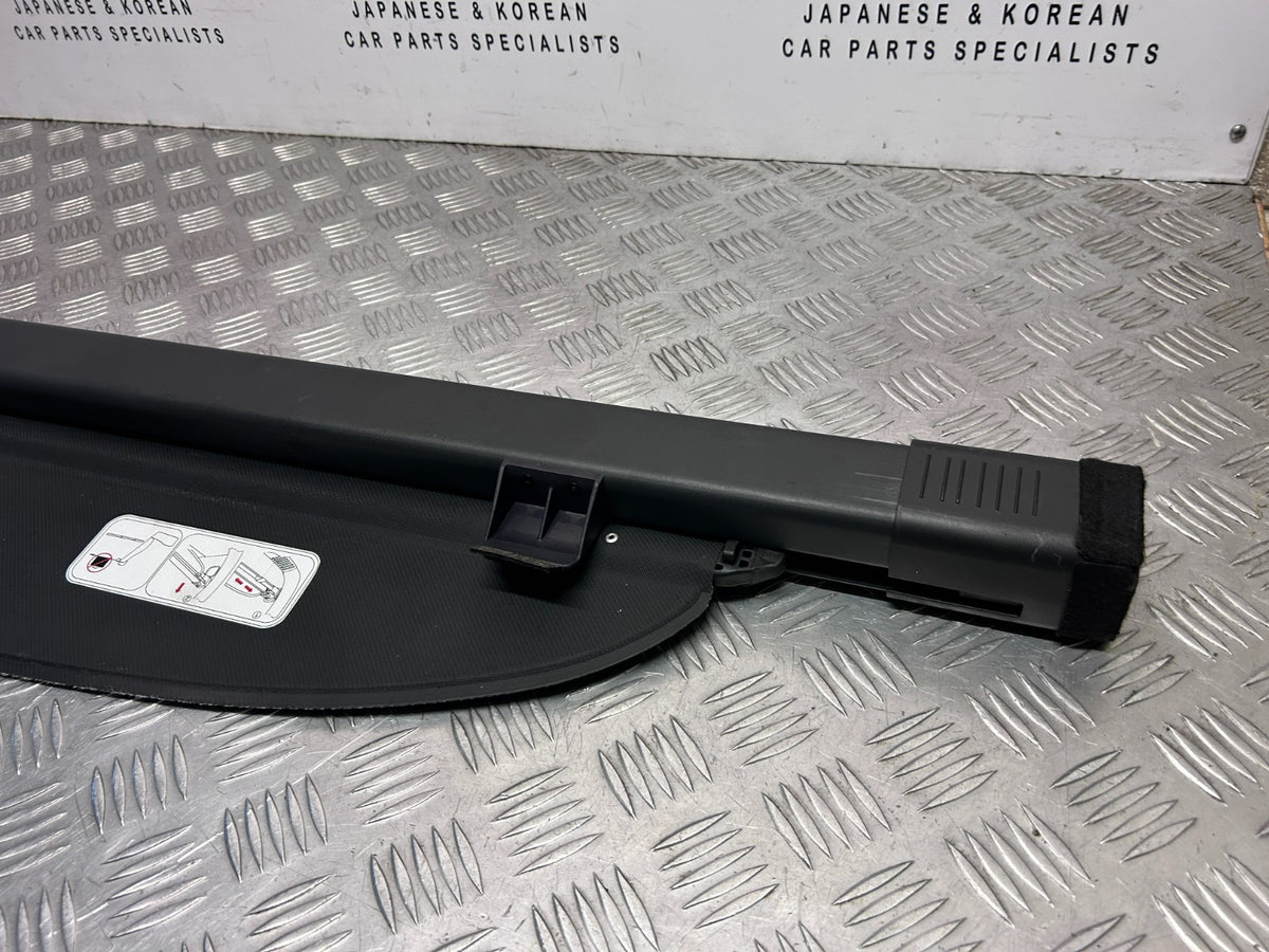 Hyundai Tucson TL MK3 2015-2020 Genuine Roller Blind Parcel Shelf/luggage Cover - photo 7 of 7