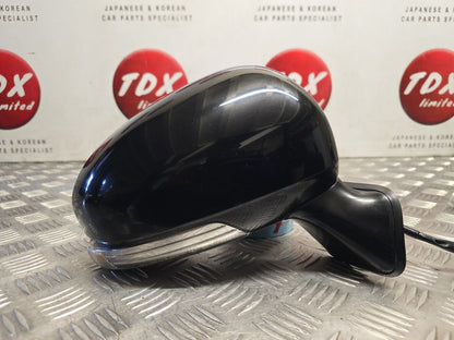 TOYOTA PRIUS MK3 2009-2015 GENUINE DRIVERS SIDE POWER FOLD MIRROR 202 BLACK