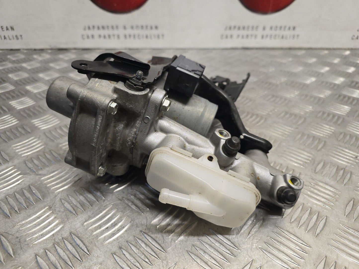 HONDA JAZZ V GR MK5 1.5 HYBRID 2020-2023 GENUINE BRAKE MASTER CYLINDER