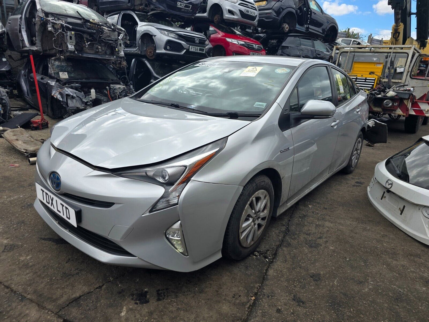 TOYOTA PRIUS MK4 BUSINESS EDITION 1.8 HYBRID 1 SPEED CVT AUTO FOR PARTS & SPARES