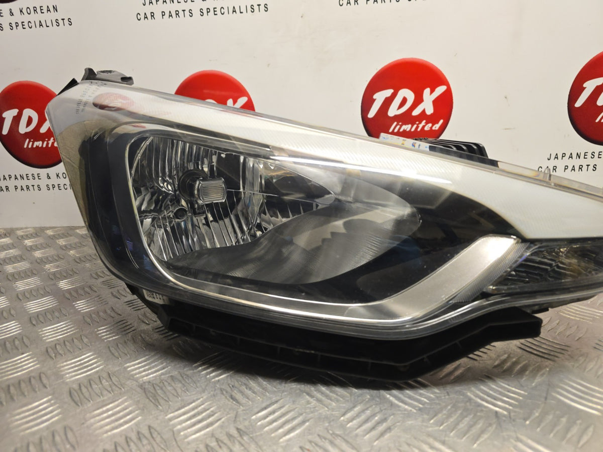 Hyundai i20 GB MK2 2015-2018 Genuine Driver Side Halogen Headlight 92102-C8 - photo 2 of 16