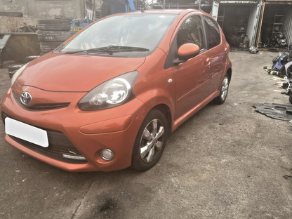 2013 TOYOTA AYGO MK1 1.0 PETROL 5 SPEED MANUAL DOOR VEHICLE FOR BREAKING AND PARTS