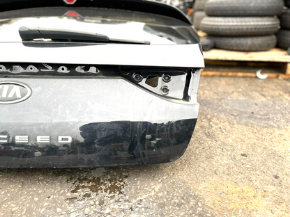 KIA PROCEED CD 2019-2023 GENUINE REAR BOOT TAILGATE SHELL 1K BLACK COLLECTION