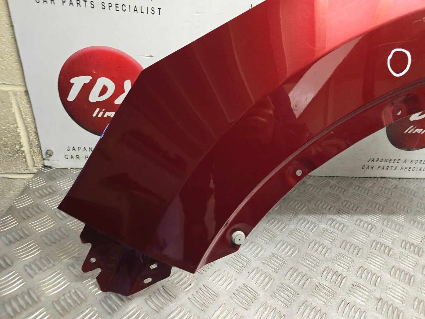 NISSAN QASHQAI J11 2014-2021 GENUINE PASSNGER WING/FENDER NAJ MAGNETIC RED