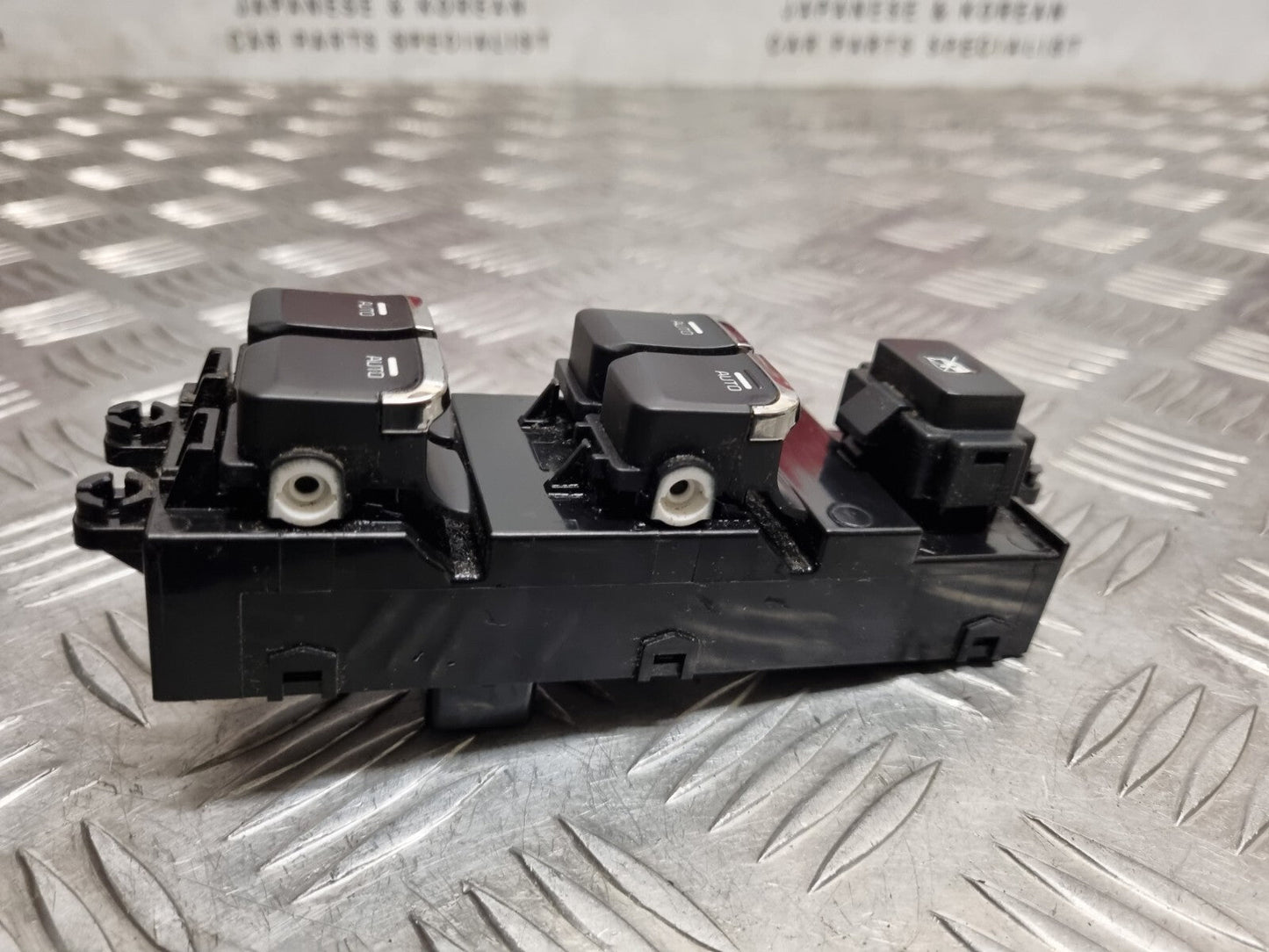 Kia Ceed Mk2 2015-2018 Jd Genuine Drivers Front 4 Way Window Switches 93570A2600 12