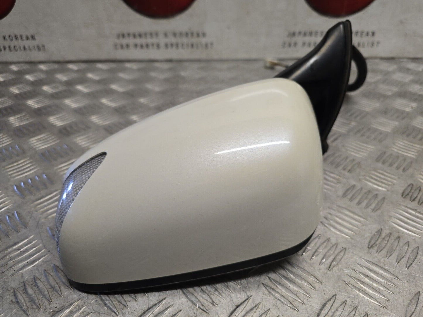 HONDA JAZZ MK3 2009-2015 GENUINE PASSENGERS SIDE POWER FOLD MIRROR WHITE NH624P