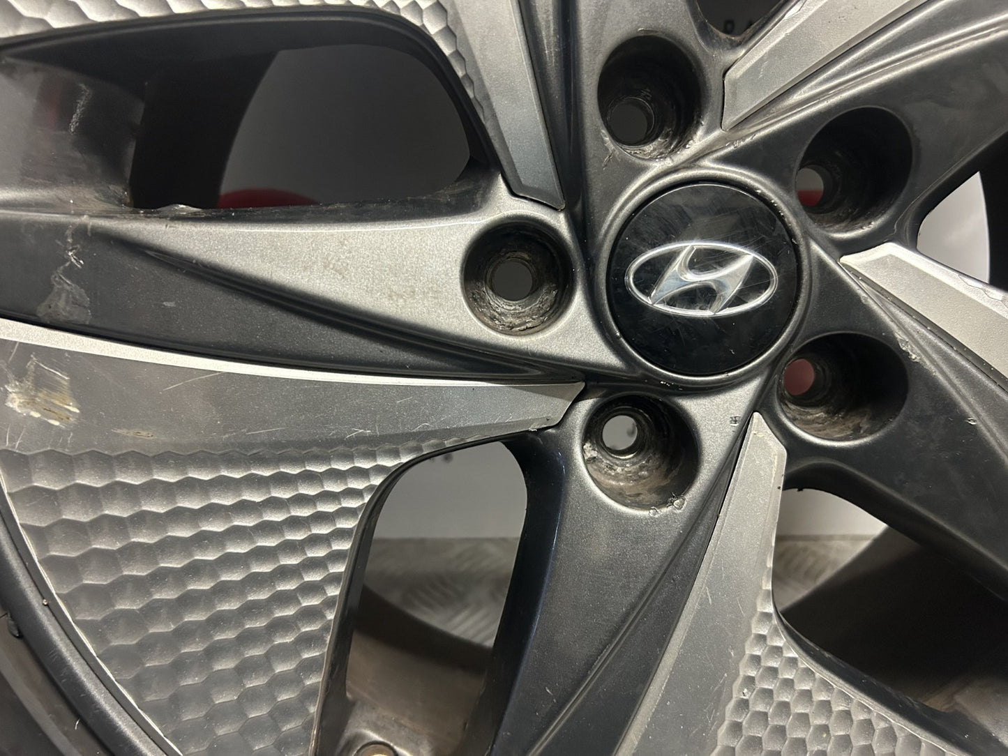 Hyundai Ioniq 2020-2022 Genuine 17" Alloy Wheel 7.36Mm Tyre 225/45/17 6