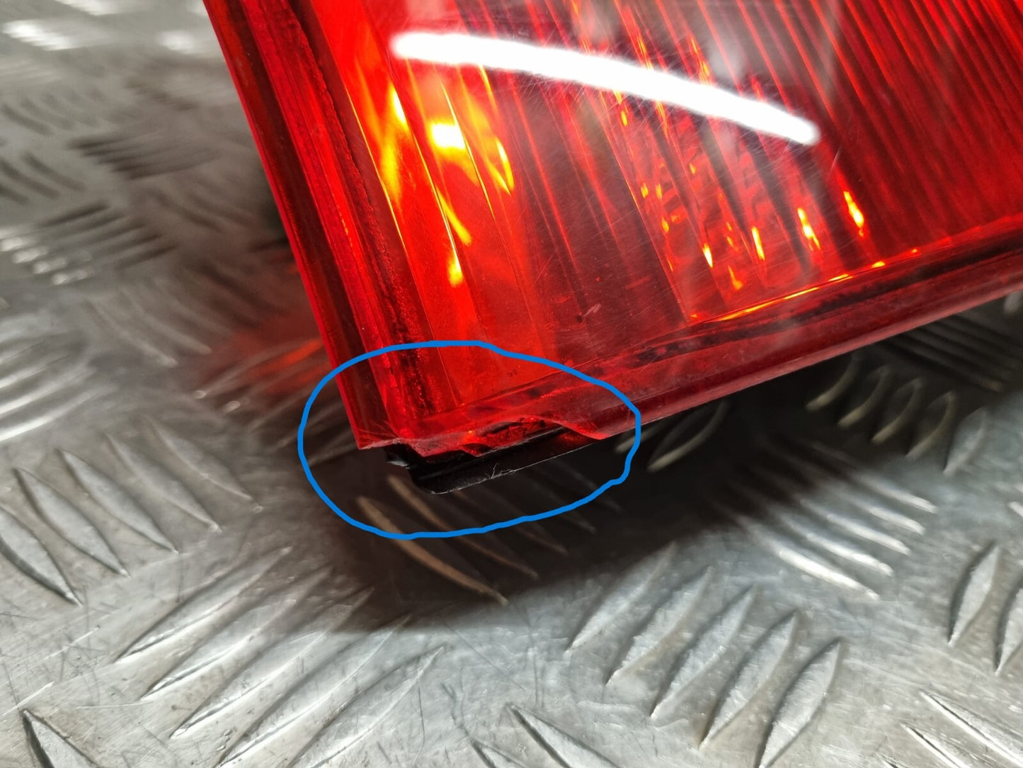 Toyota Corolla Passenger Side Rear Light Unit 2002-2004 RLU064