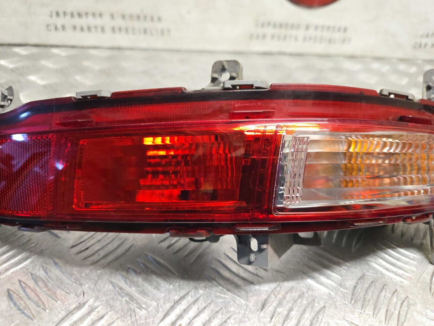 KIA SPORTAGE MK4 2016-2019 GENUINE DRIVERS SIDE REAR BUMPER FOG LIGHT 92406-D92