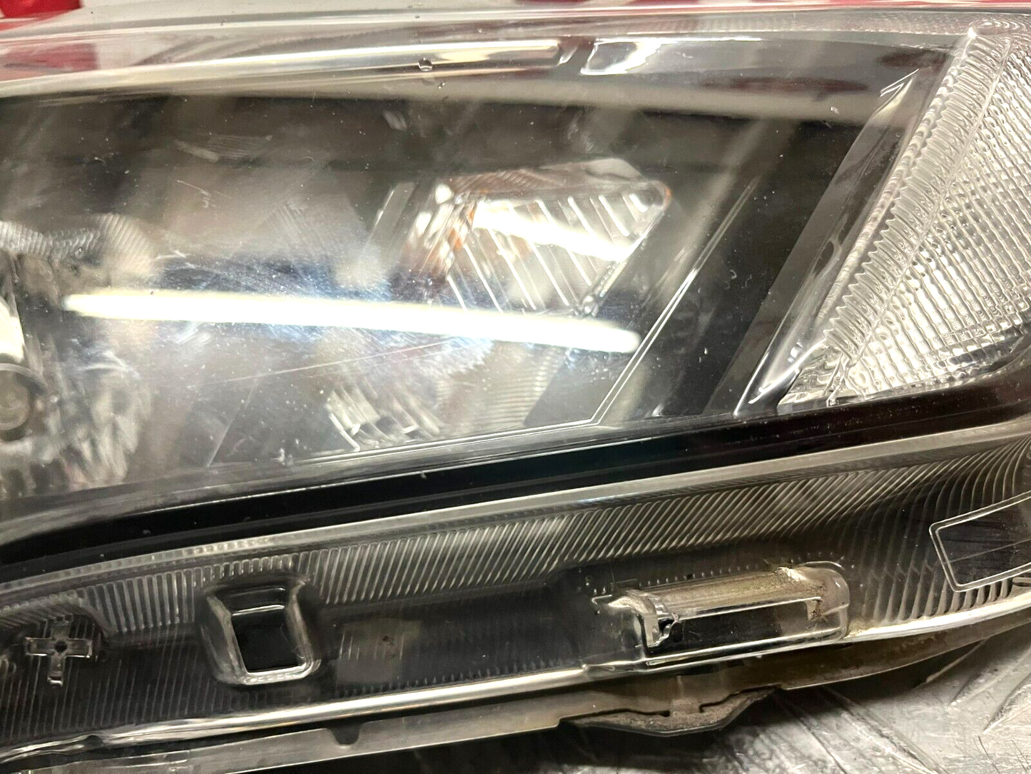 NISSAN MICRA K14 MK5 2017-2020 DRIVER SIDE LED HEADLIGHT 26610-5FF0A DAMAGED