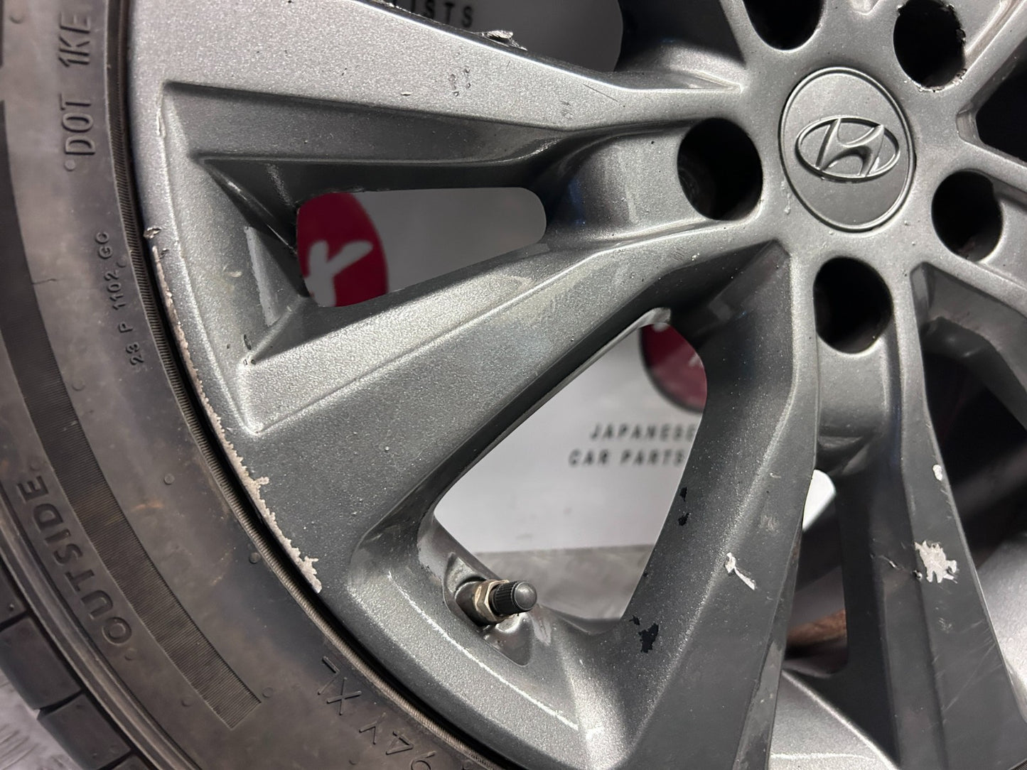 47375923