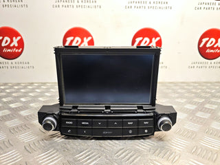 Hyundai Tucson MK3 2015-2018 Sat Nav Media Head Unit (no SD Card) 96560-D70104X - photo 1 of 10