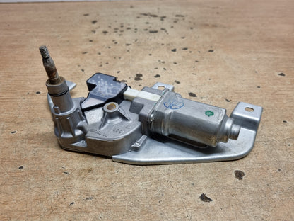 SUZUKI SX4 S-CROSS 2013-2016 GENUINE REAR TAILGATE WINDOW WIPER MOTOR