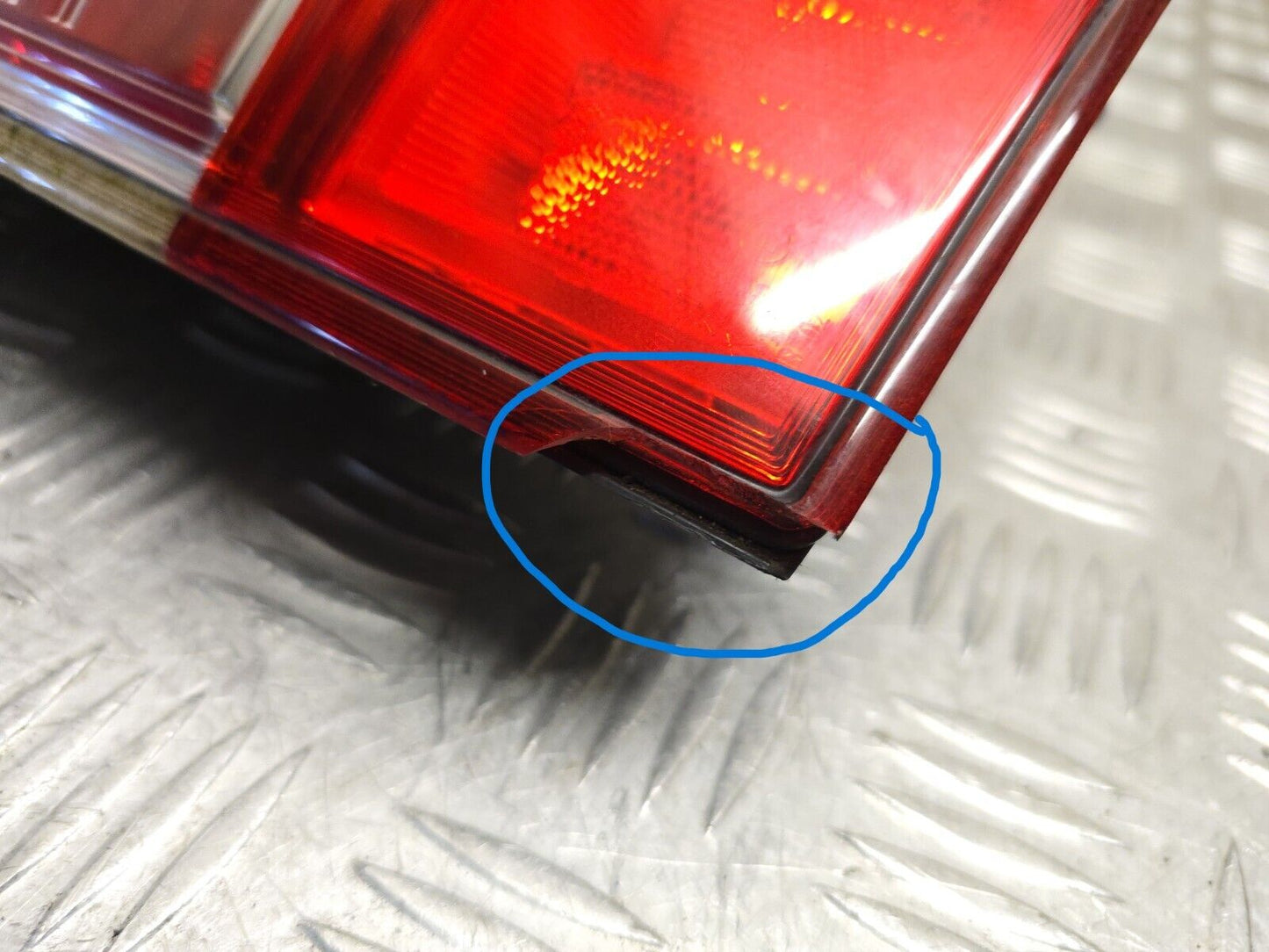 NISSAN NAVARA D23 NP300 2015-2022 GENUINE DRIVERS SIDE REAR OUTER BRAKE LIGHT