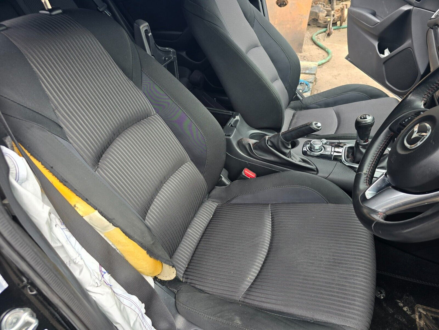 2014 MAZDA 3 (BM) MK3 SE-L NAV 2.2 DIESEL 6 SPEED MANUAL HATCH VEHICLE FOR BREAKING AND PARTS