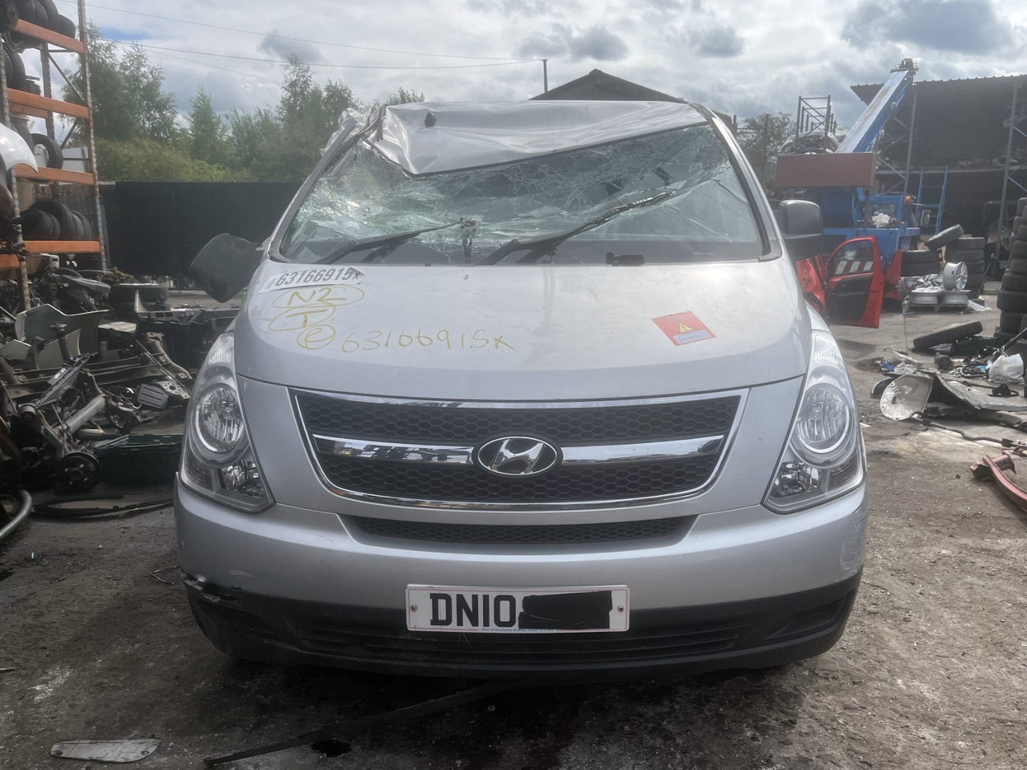 2010 HYUNDAI ILOAD (TQ) COMFORT 2.5 DIESEL 5 SPEED MANUAL PANEL VAN VEHICLE FOR BREAKING AND PARTS