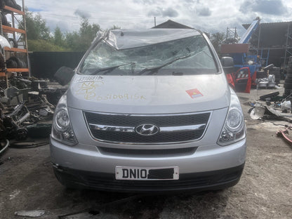 2010 HYUNDAI ILOAD (TQ) COMFORT 2.5 DIESEL 5 SPEED MANUAL PANEL VAN VEHICLE FOR BREAKING AND PARTS