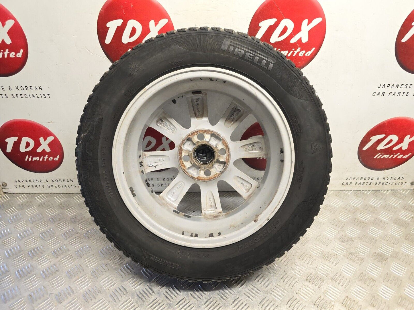 TOYOTA YARIS MK3 2011-2015 15" INCH ALLOY WHEEL 3.8MM TYRE 185/60/15 42611-0D610