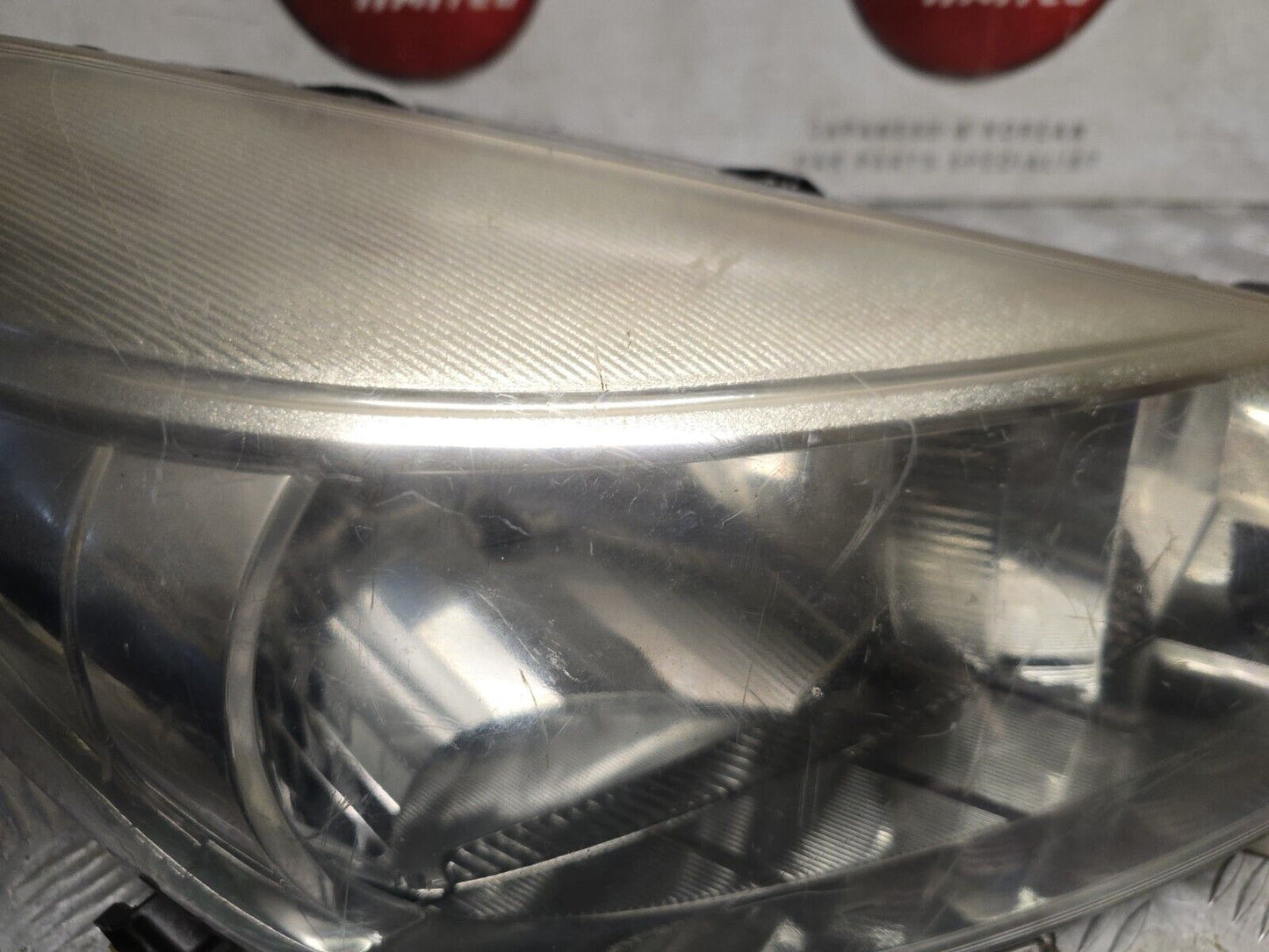 TOYOTA YARIS MK3 2012-2014 PREFACELIFT GENUINE DRIVERS SIDE HALOGEN HEADLIGHT