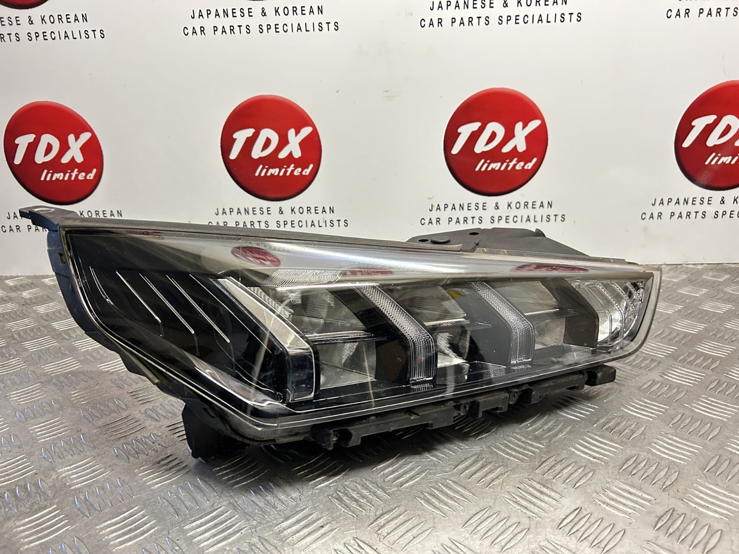 Hyundai Ioniq 2020-2022 Driver Side Facelift Genuine Xenon Headlight 3