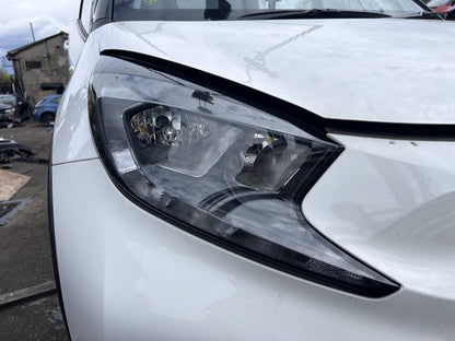 TOYOTA AYGO X 2022-2025 1.0 AUTOMATIC GENUINE COMPLETE FRONT END WHITE (040)