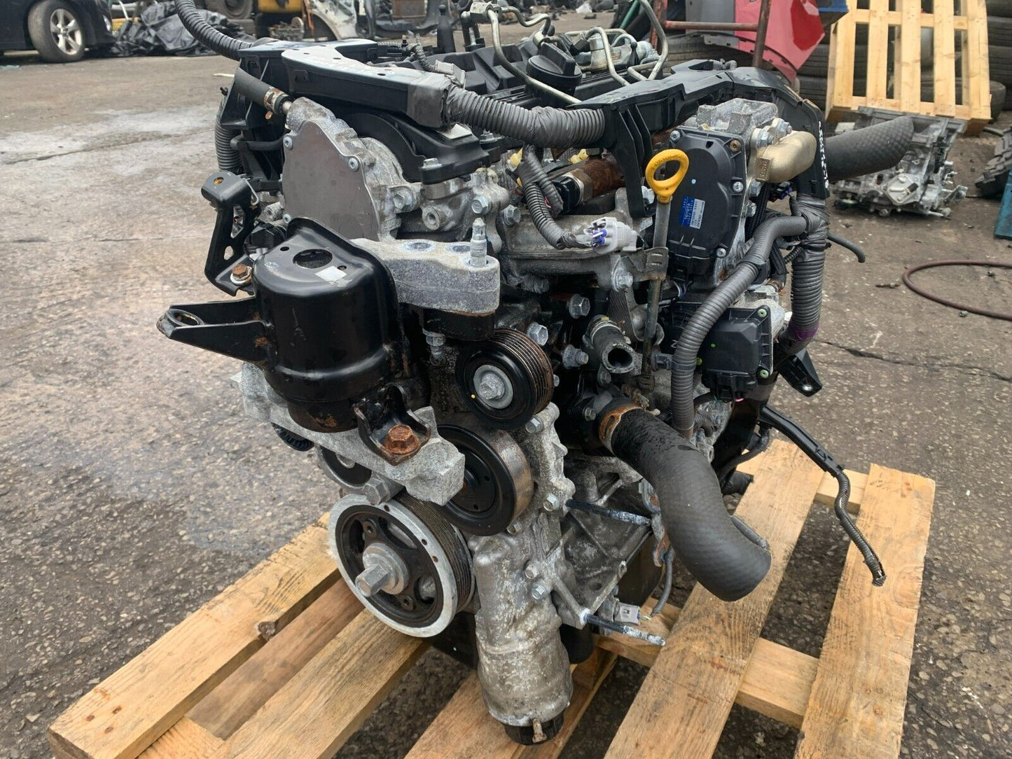 TOYOTA RAV4 MK4 2013-2015 2.2 DIESEL D-4D 2AD-FHV BARE ENGINE 56,00 MILES