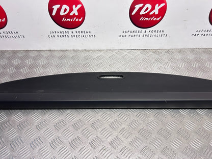 Hyundai ix35 LM MK1 2010-2015 Genuine Roller Blind Parcel Shelf / Luggage Cover - photo 2 of 7
