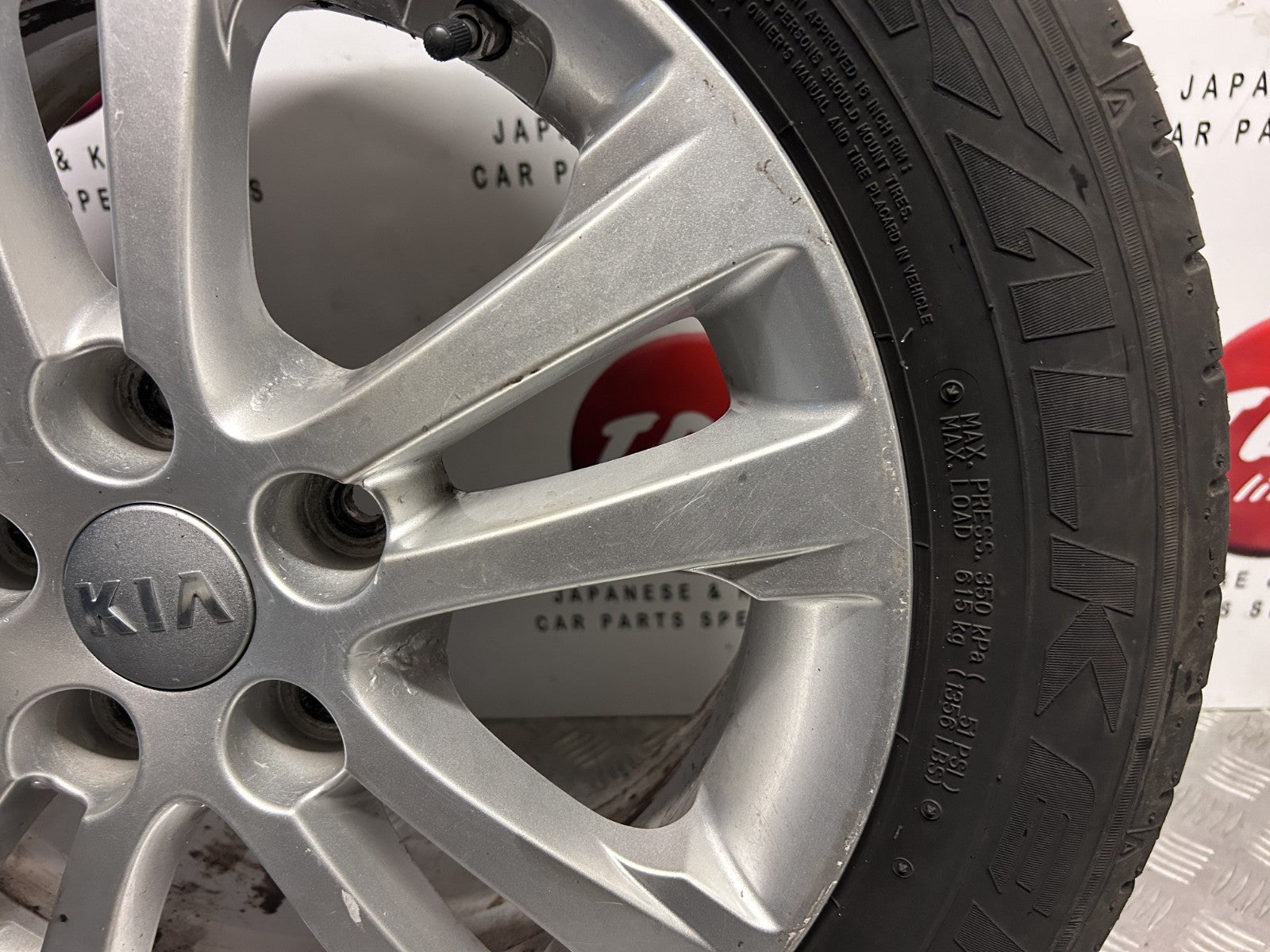 Kia Ceed Jd 2012-2017 Genuine 16" Inch Alloy Wheel 4.76Mm Tyre 205/55/16 3