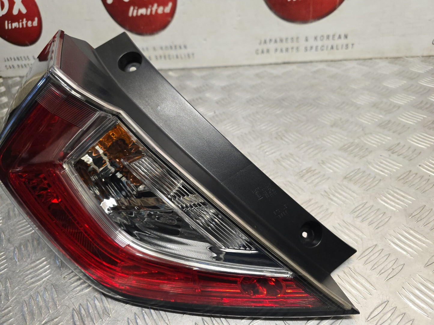 Honda Civic X Mk10 2017-2021 Passengers Rear Outer Body Brake Light Lamp Assy 10