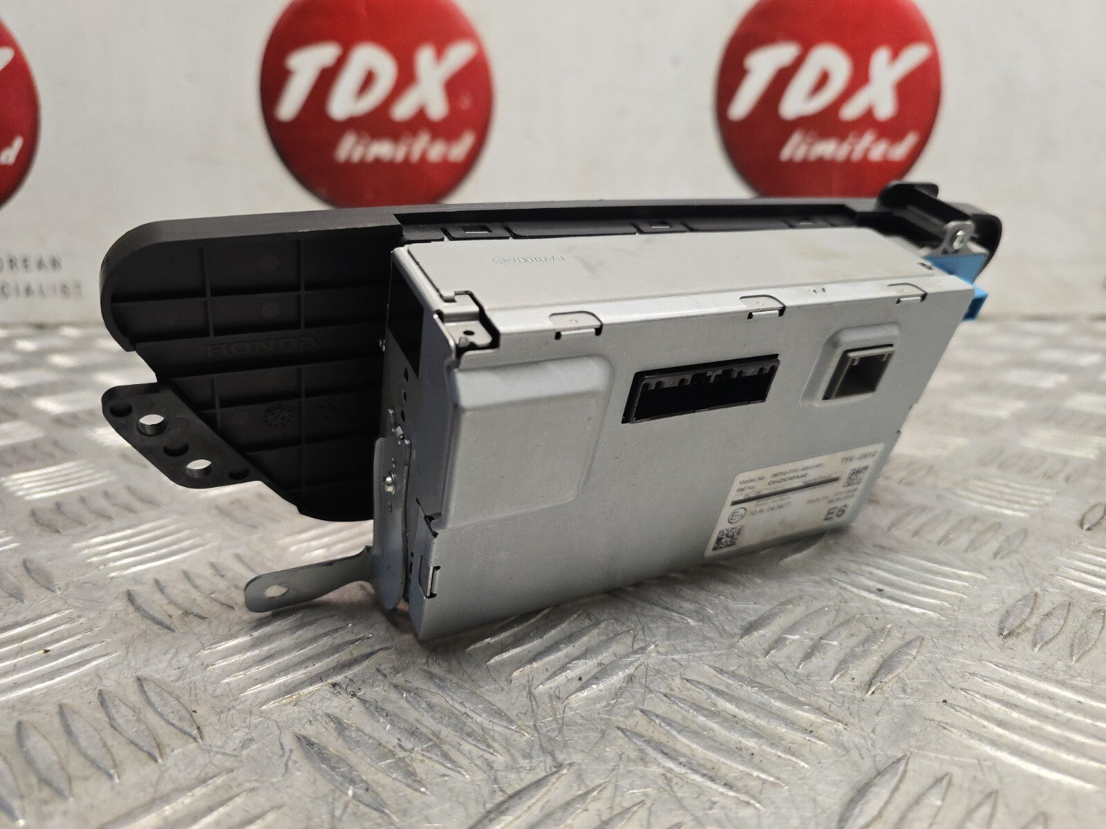 Honda Cr-V Mk4 2015-2018 Multimedia Information Display Screen 39710-T1V-E612-M1 3