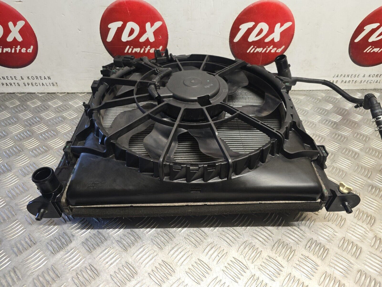 KIA SPORTAGE QL MK4 2016-2021 2.0 DIESEL MANUAL GENUINE RADIATOR RAD FAN PACK