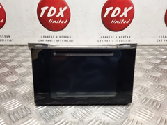 Toyota Auris MK2 2015-2018 Sat Nav Module Media CD Player Head Unit 86140-02400 - photo 1 of 9