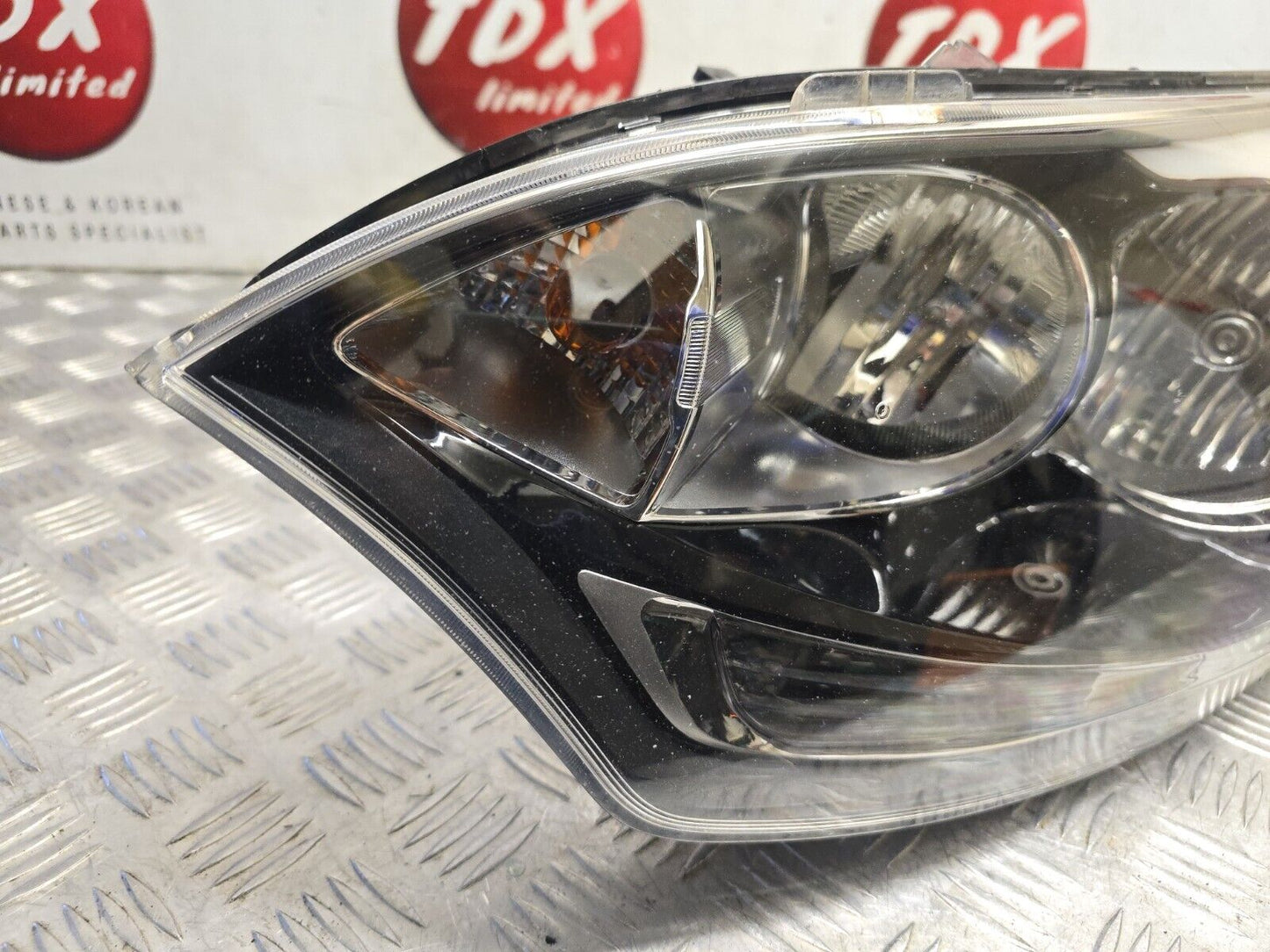 KIA RIO MK3 UB 2011-2017 GENUINE PASSENGERS SIDE HALOGEN HEADLIGHT LAMP 92101-1W