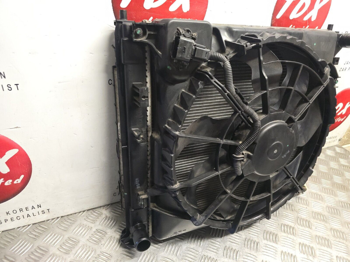 KIA SPORTAGE QL MK4 2016-2021 2.0 DIESEL MANUAL GENUINE RADIATOR RAD FAN PACK