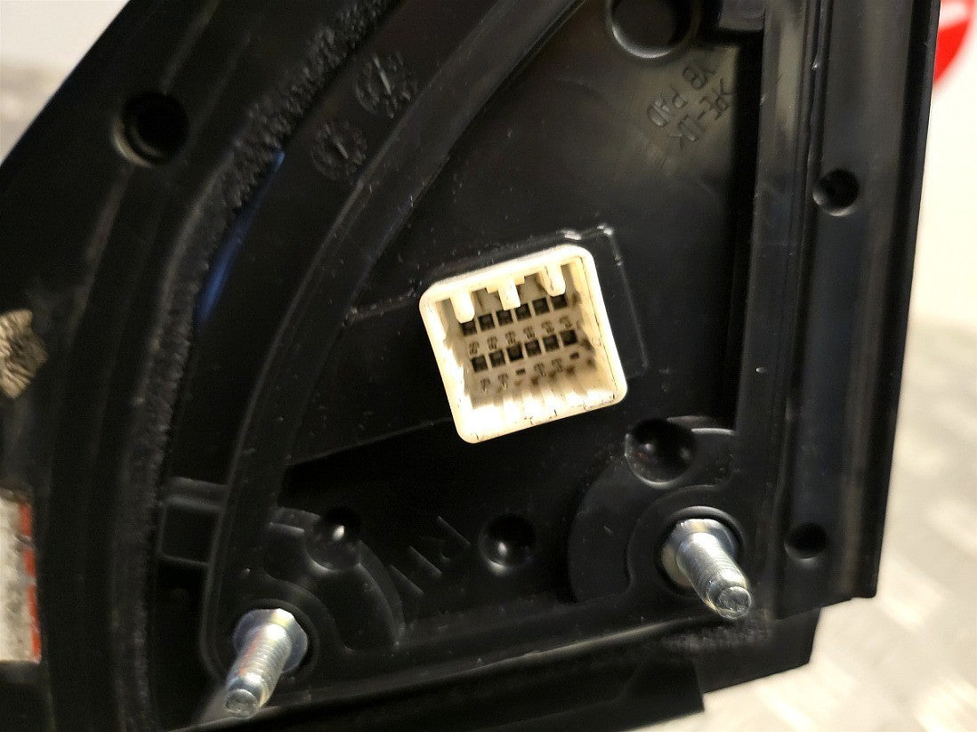 47352288