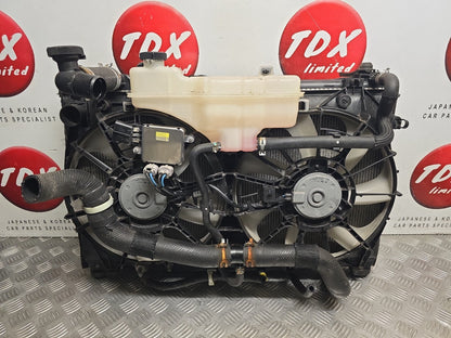 LEXUS IS300H MK3 2013-2020 2.5 HYBRID GENUINE COMPLETE RADIATOR RAD FAN PACK