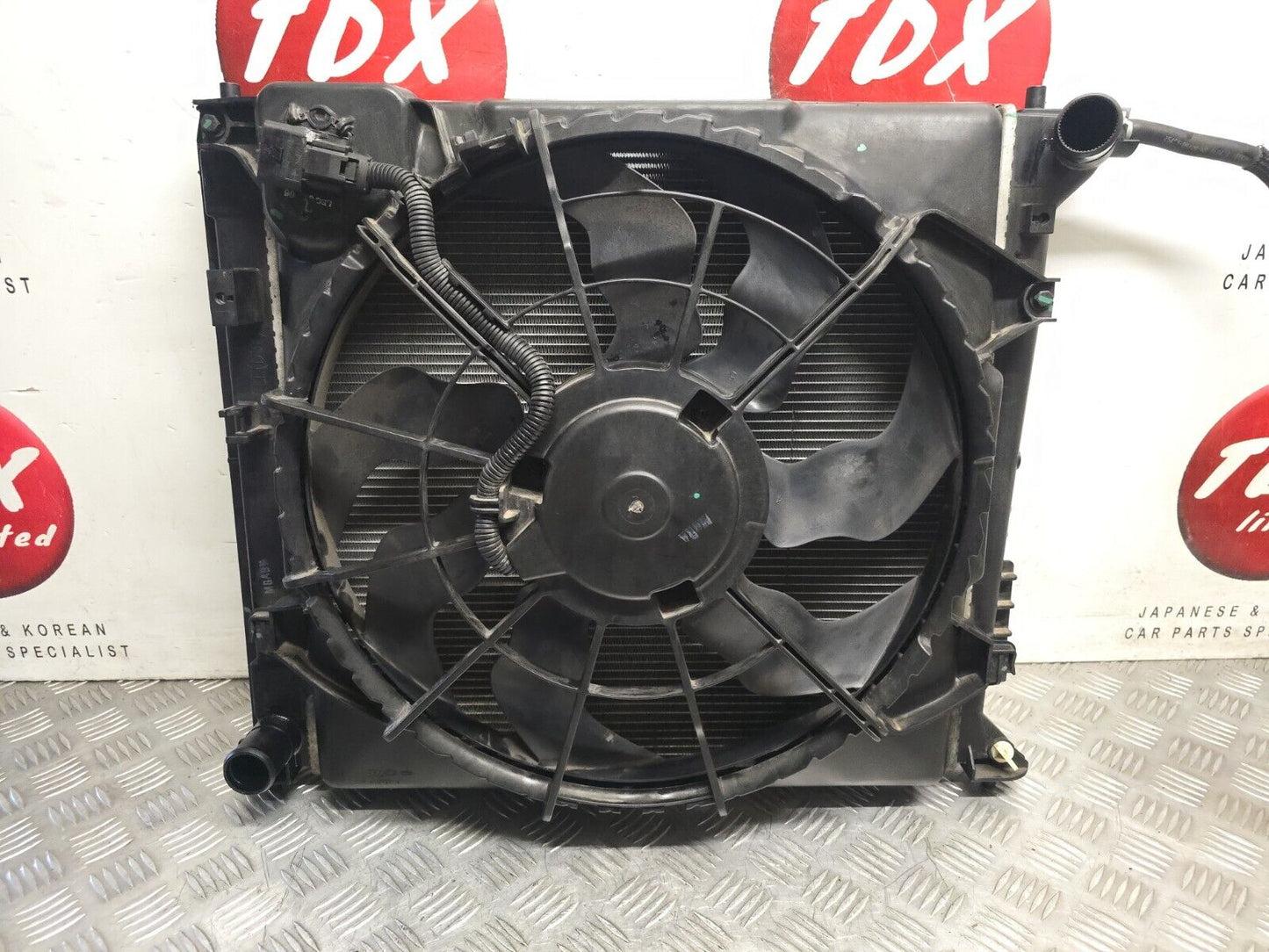 KIA SPORTAGE QL MK4 2016-2021 2.0 DIESEL MANUAL GENUINE RADIATOR RAD FAN PACK