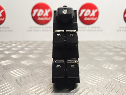 KIA CEED MK2 2015-2018 GENUINE DRIVERS FRONT 4 WAY WINDOW SWITCHES 93570-A2600