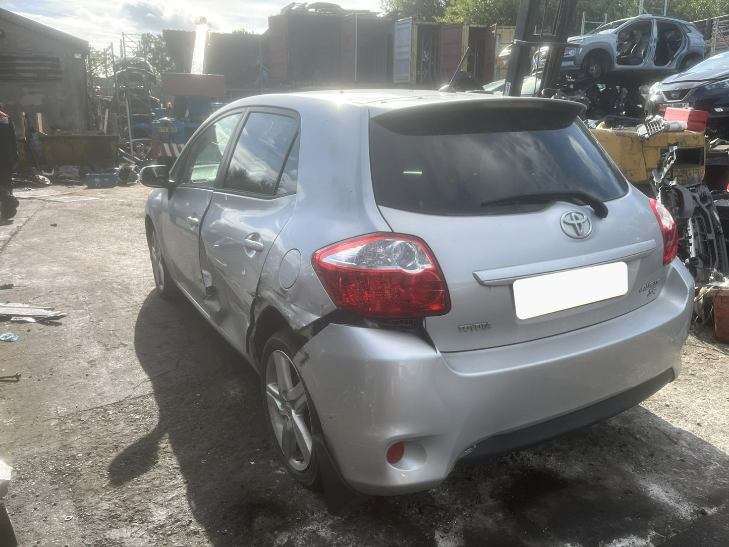 2010 TOYOTA AURIS T SPIRIT MK1 E150 1.6 PETROL 6 SPEED MANUAL VEHICLE FOR BREAKING AND PARTS