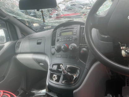 2010 HYUNDAI ILOAD (TQ) COMFORT 2.5 DIESEL 5 SPEED MANUAL PANEL VAN VEHICLE FOR BREAKING AND PARTS