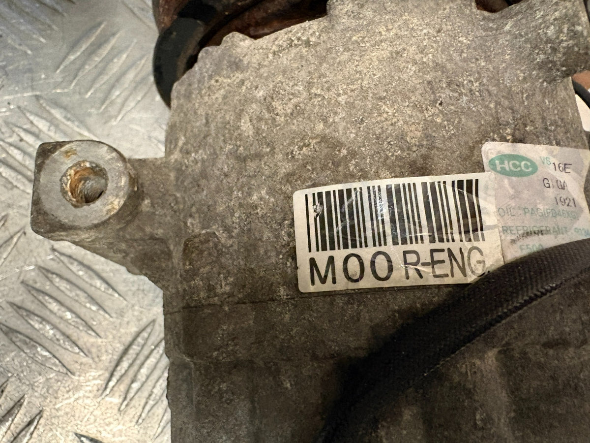 Hyundai ix35 LM MK1 2010-2015 2.0 CRDI Genuine AC Compressor Pump F500-NE9DB-03 - photo 11 of 12