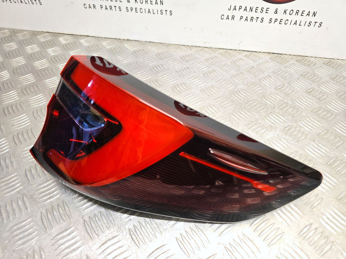 Toyota Corolla Estate 2023-2026 Drivers Rear Outer Brake Light 81551-02F40 - photo 8 of 11