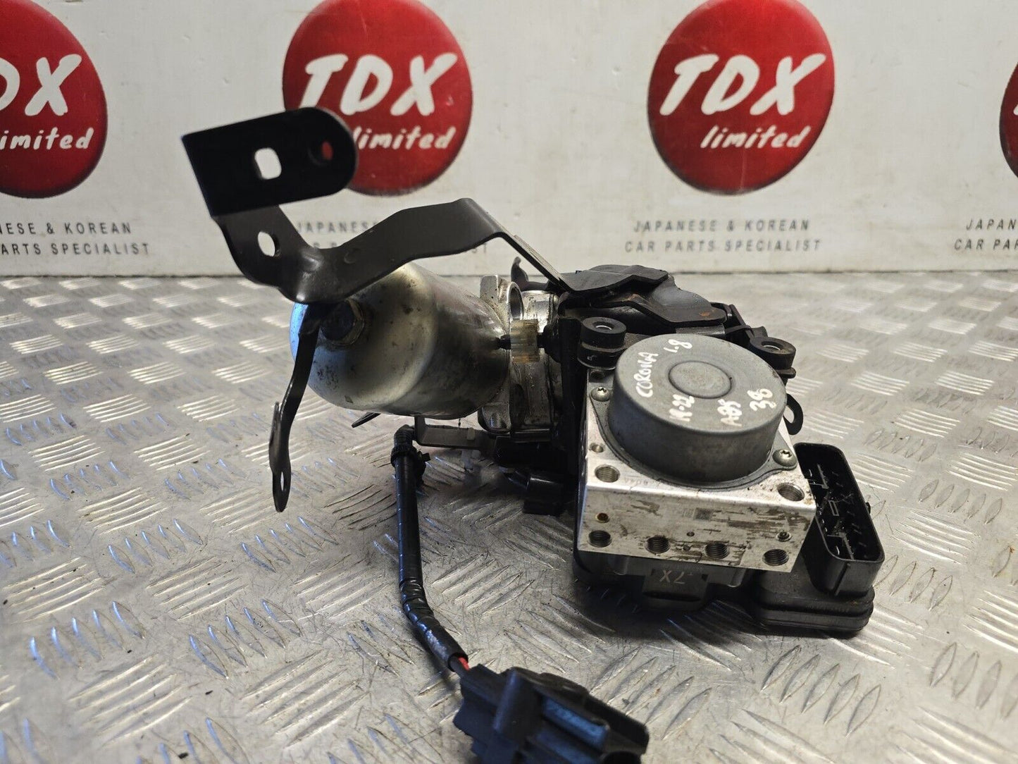 TOYOTA COROLLA MK12 1.8 HYBRID 2019-2022 GENUINE ABS PUMP + BRAKE BOOSTER UNIT