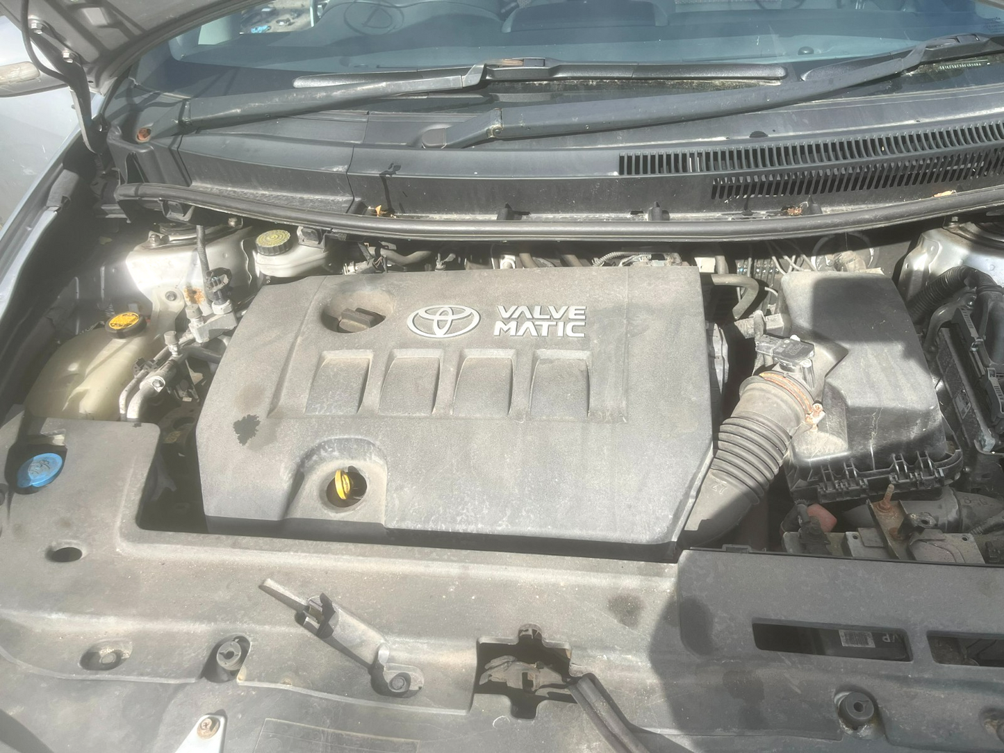 2010 TOYOTA AURIS T SPIRIT MK1 E150 1.6 PETROL 6 SPEED MANUAL VEHICLE FOR BREAKING AND PARTS