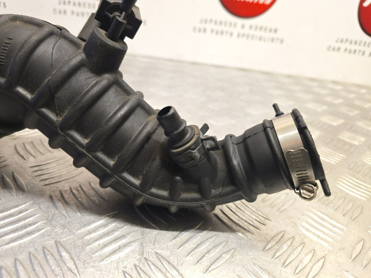 Nissan Juke F15 MK1 2014-2019 1.2 Petrol Dig-t HRA2DDT Air Intake Pipe - photo 3 of 11