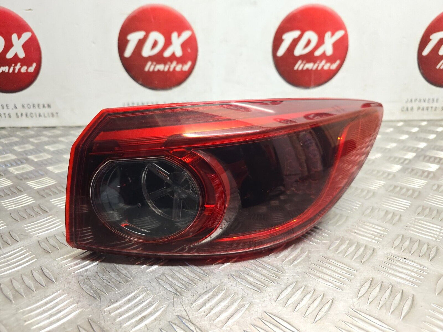 MAZDA 3 (BM/BN) SALOON 2014-2018 MK3 DRIVERS SIDE REAR OUTER LED BRAKE LIGHT