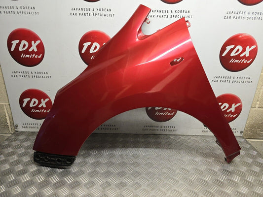 TOYOTA VERSO 2009-2012 GENUINE PASSENGER SIDE WING/FENDER RED