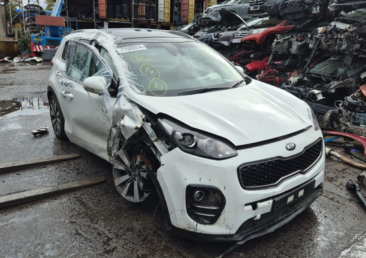 2017 KIA SPORTAGE KX-3 QL MK4 2.0 DIESEL 4X4 6 SPEED AUTOMATIC FOR PARTS SPARES