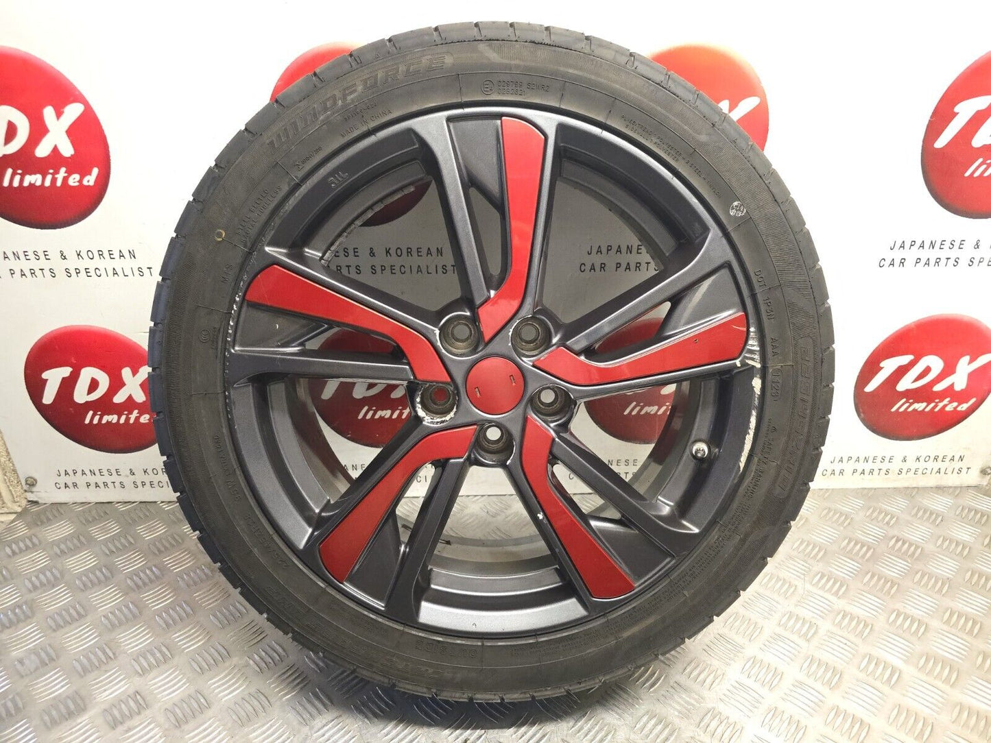 NISSAN JUKE F15 2014-2019 18" RED + GREY ALLOY WHEEL 7MM 225/45/18 KE409 1K301